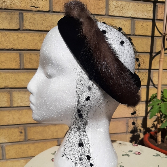 Vintage 50s fur Halo Hat! - Picture 2 of 6